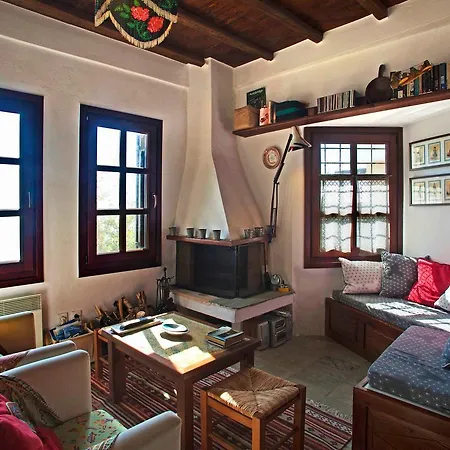 Villa Pelion Homes